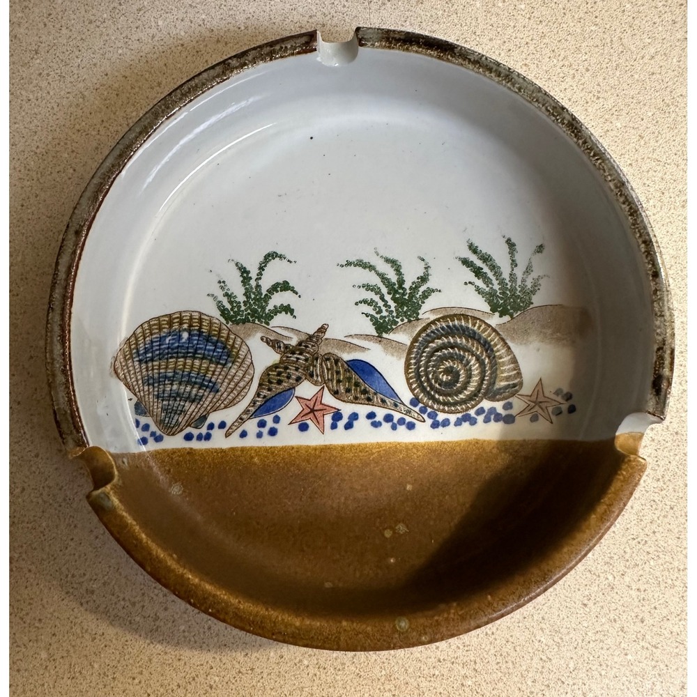 Vintage Otagiri Ceramic Ashtray Seashell Beach Nautical Stoneware 5 inches Round